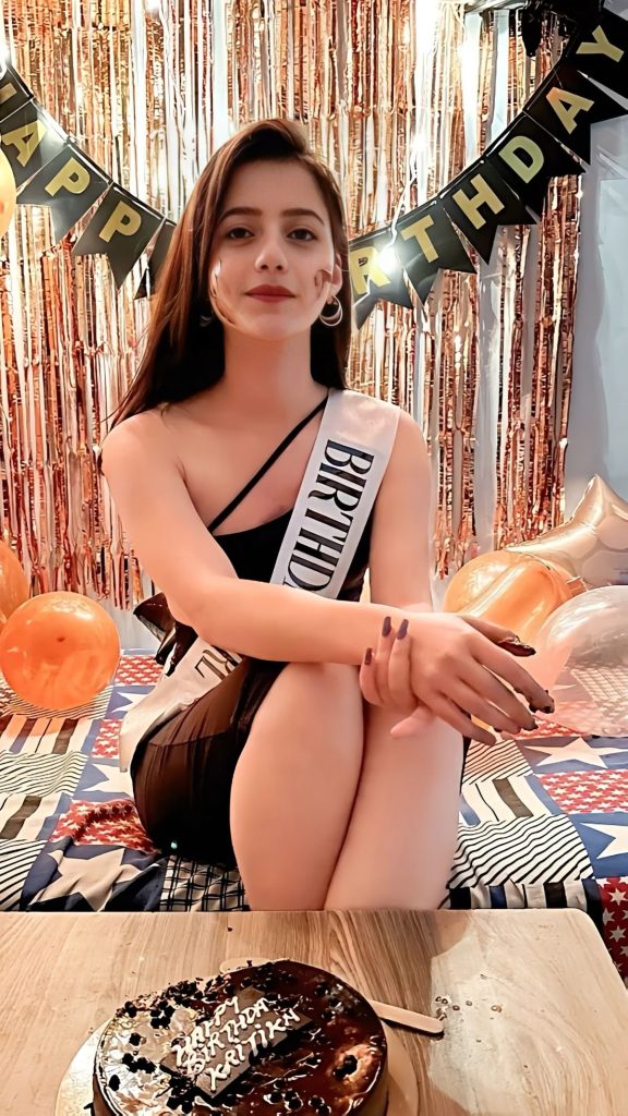 Fiza Escorts (4)