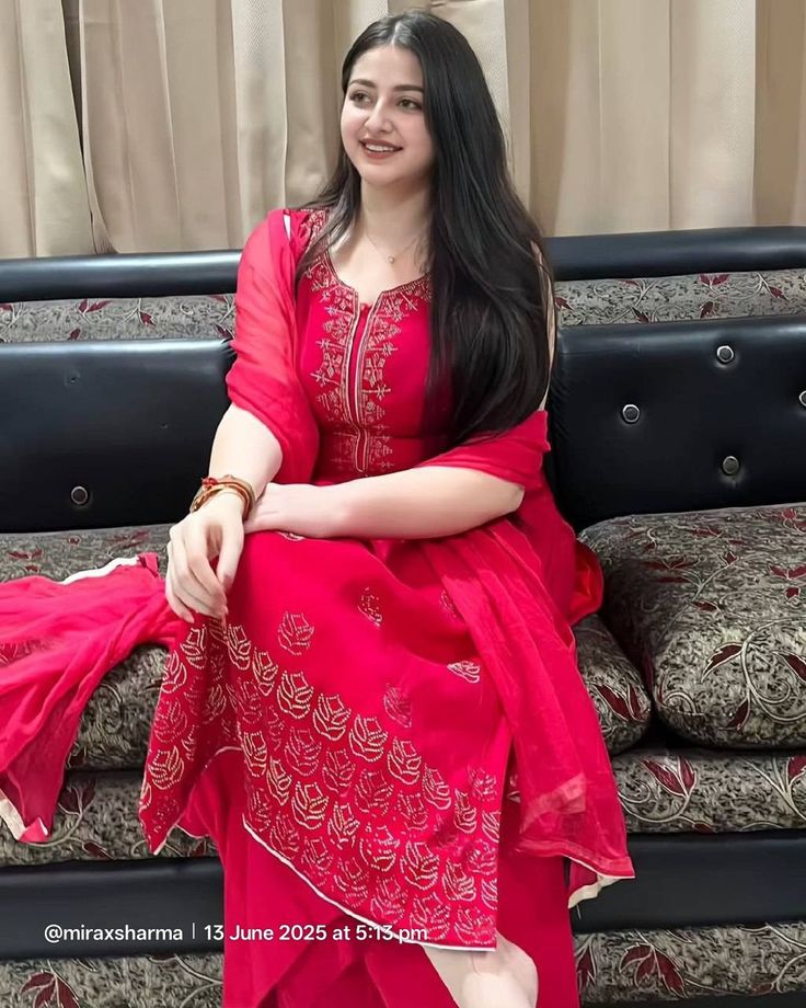 Fiza Escorts (7)